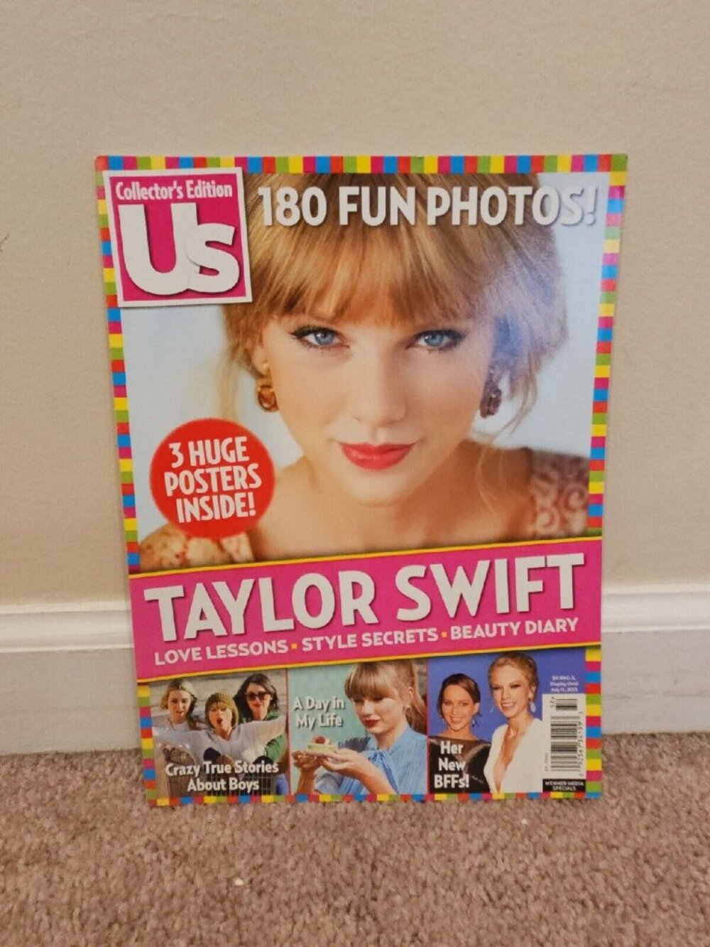 Taylor Swift: Us Magazine Collectible No Posters Love Lessons/Style Secrets 2013